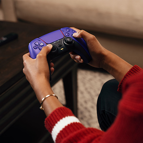 DualSense® Wireless Controller - Galactic Purple